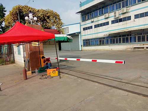 东莞企石电动道闸安装